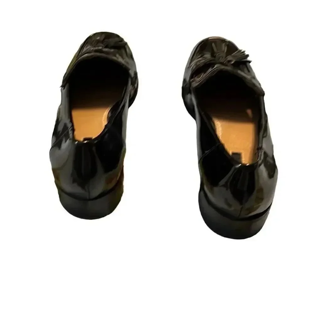 Tahari black Patton loafers with tassel size 7.5.